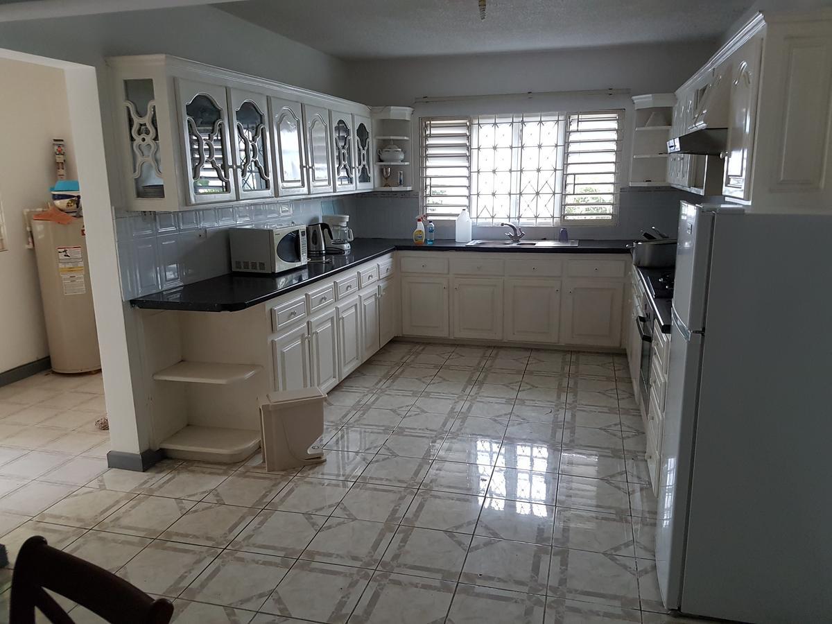 Jus4U-1 The Home Away From Home Villa Ocho Rios Exterior foto
