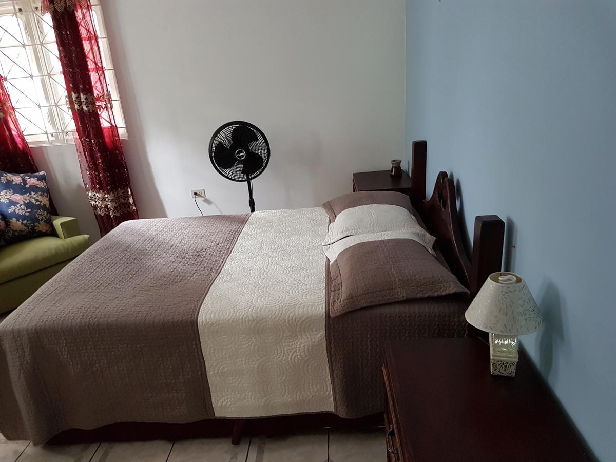 Jus4U-1 The Home Away From Home Villa Ocho Rios Exterior foto
